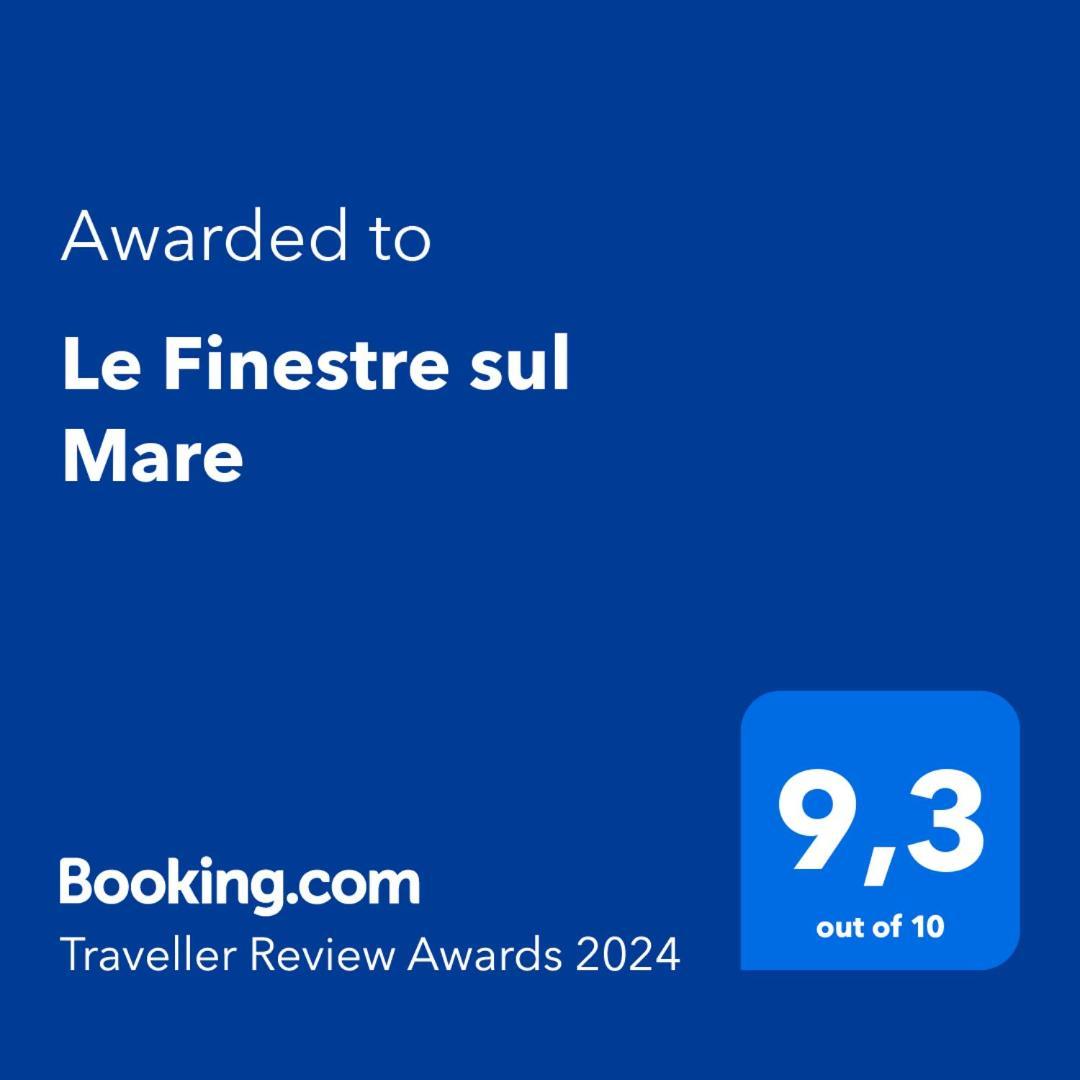 Апартаменты Le Finestre Sul Mare Альбиссола-Марина Экстерьер фото